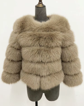 Haină din Blană Naturală de Zibelina Beige