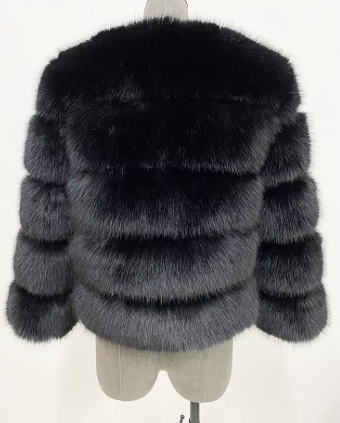 Haină din Blană Naturală de Zibelina Neagra
